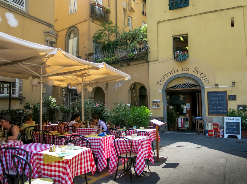A restaurant on Piazza Bernadini, Lucca. Photo: iStock