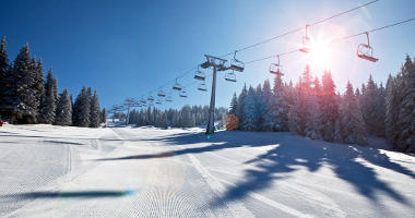 Book yourself a Japan ski holiday!