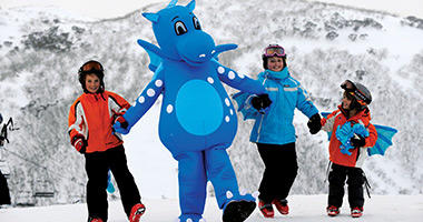 Harry Snowdragon Show, Mt Hotham